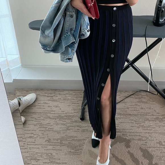 Babaton Maxi Skirt - Picture 3 of 7